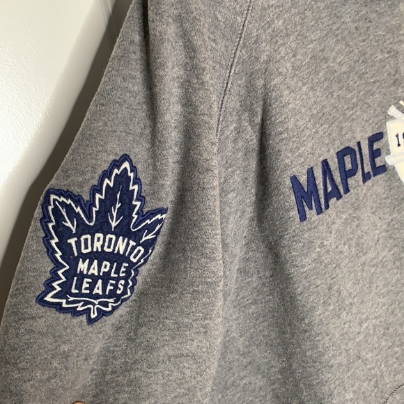 Maple Leafs NHL Small Roots Hoodie Sweatshirt - Picture 4 of 11